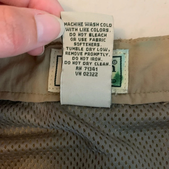 L.L Bean  Men’s Utility Hiking Shorts 100% Nylon Lined Size US XL Reg - Picture 6 of 12